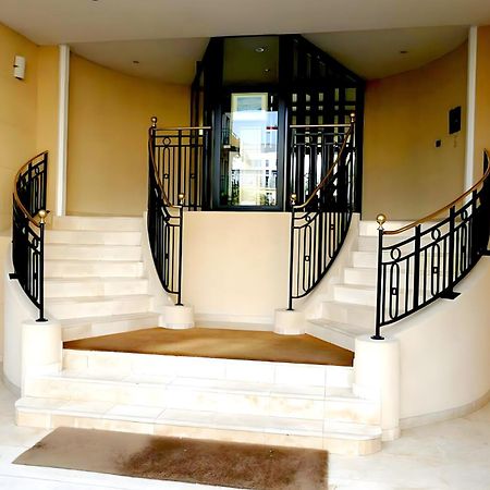 Appartement 3 Chambres, 9P, Hyper Centre Disney Chessy  Exterior photo